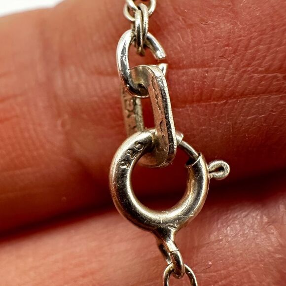 Beautiful 10mm round cut Green Moissanite Solitaire necklace in 925, 19" chain! - Picture 5 of 12